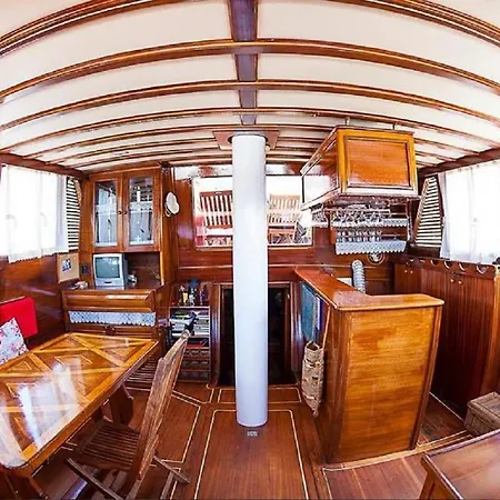 Boat - Vacanza In Caicco Bådhotel